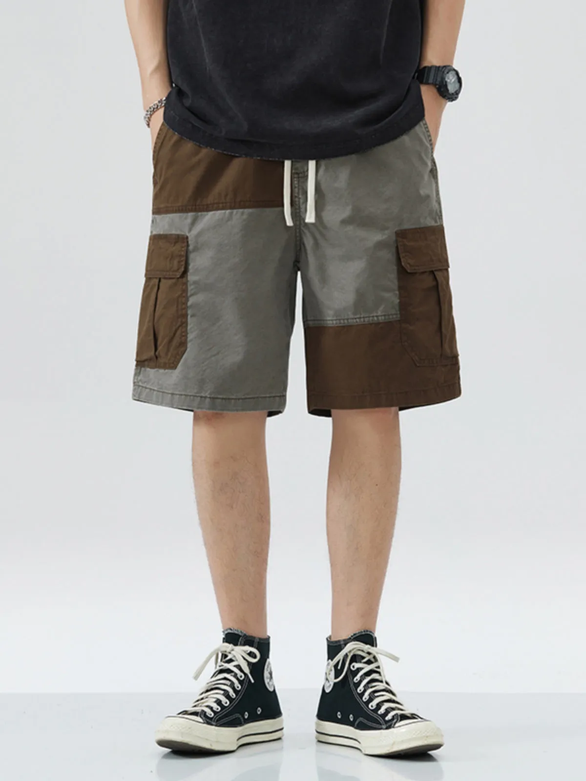 Two Tone Cargo Shorts Style