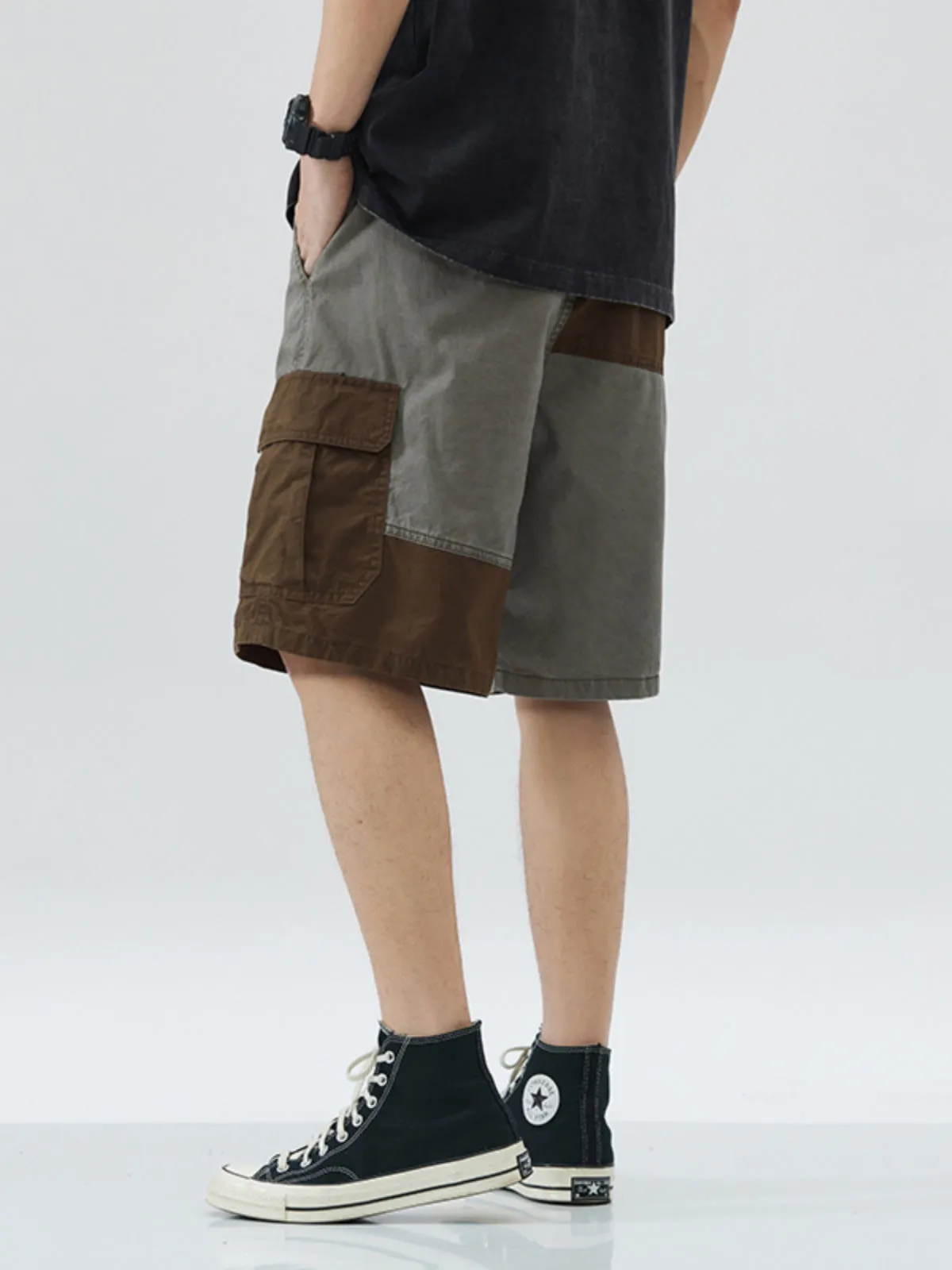 Two Tone Cargo Shorts Style
