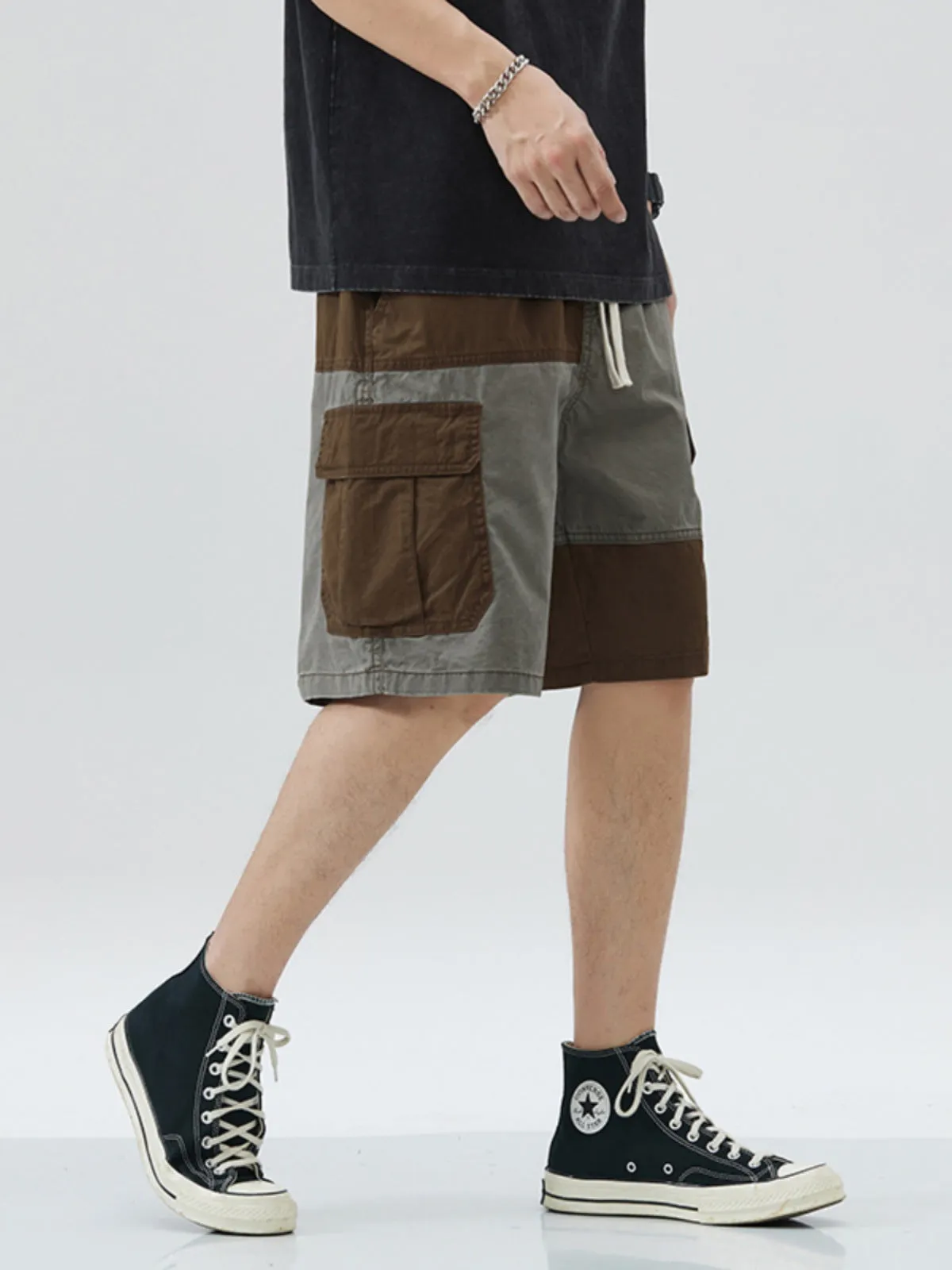 Two Tone Cargo Shorts Style