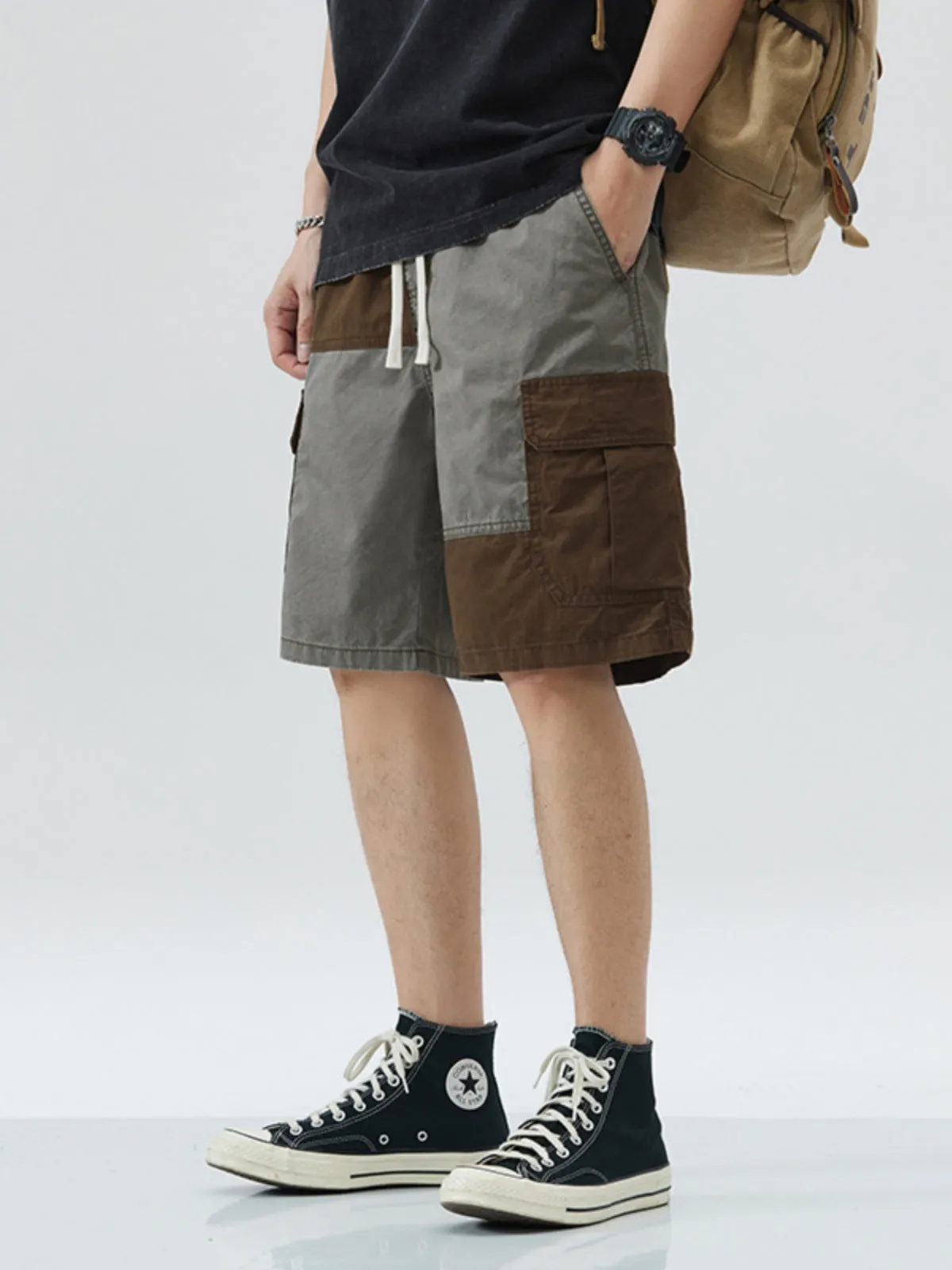 Two Tone Cargo Shorts Style